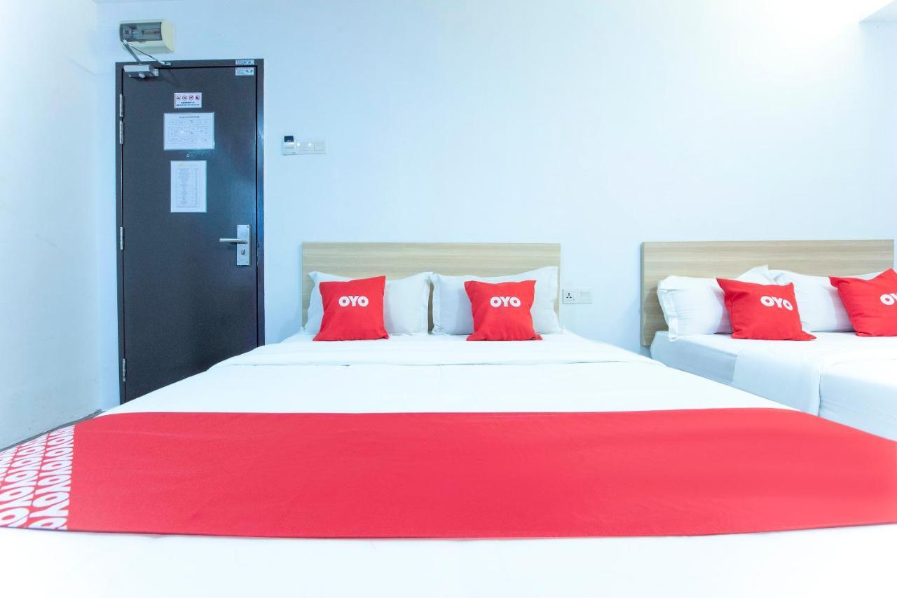 Oyo 90403 North City Hotel Johor Bahru Bagian luar foto