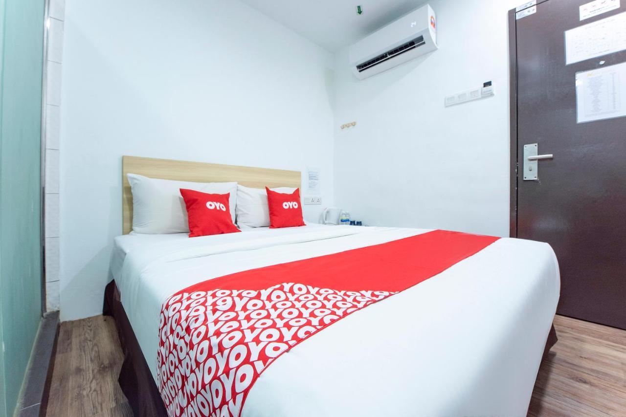 Oyo 90403 North City Hotel Johor Bahru Bagian luar foto